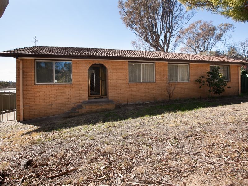 126 Learmonth Drive, Kambah ACT 2902