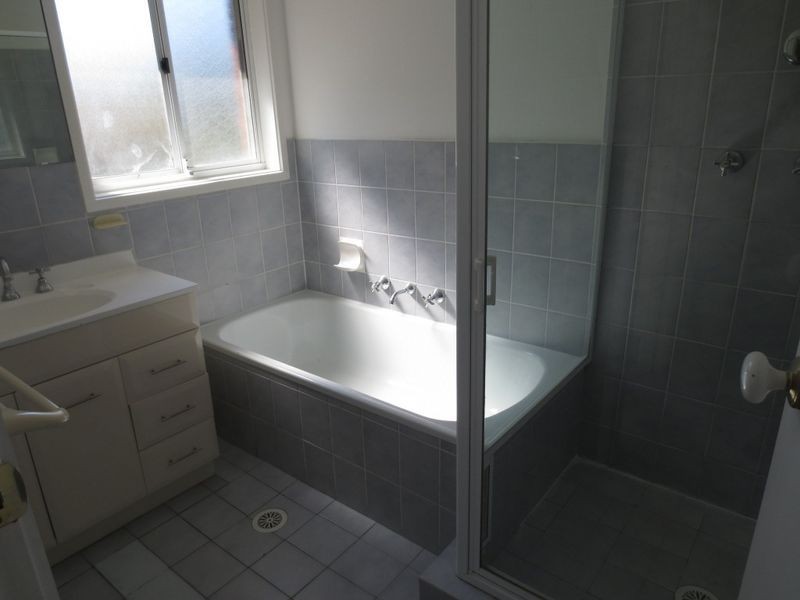 3 Tozer Place, Kambah ACT 2902