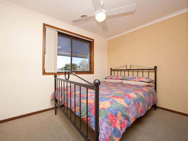 72 Goldstein Crescent, Chisholm ACT 2905