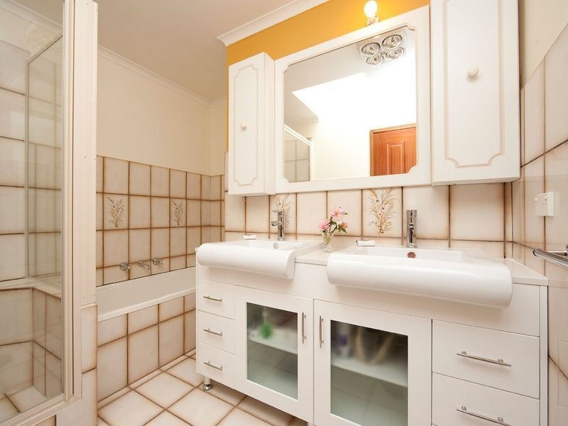 72 Goldstein Crescent, Chisholm ACT 2905