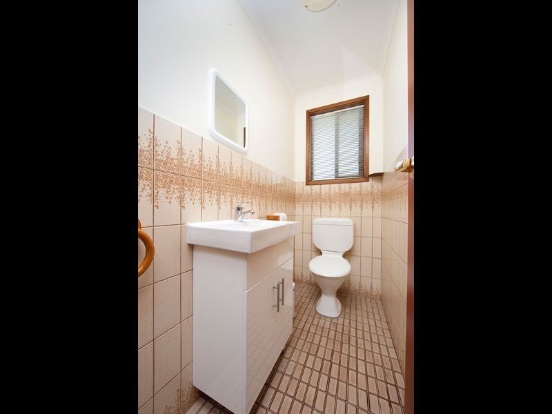 72 Goldstein Crescent, Chisholm ACT 2905