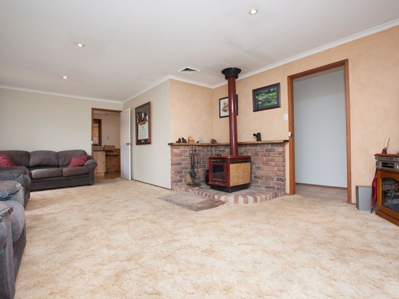 26 Enid Lorimer Circuit, Chisholm ACT 2905
