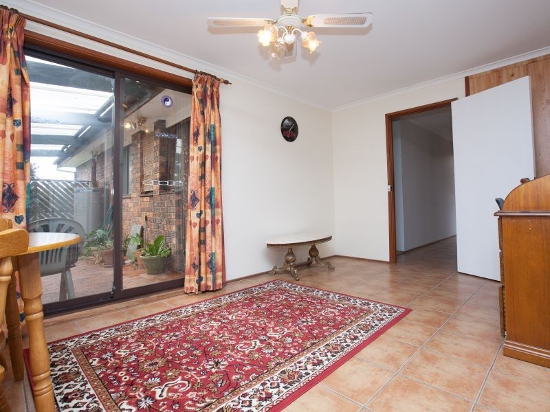 26 Enid Lorimer Circuit, Chisholm ACT 2905