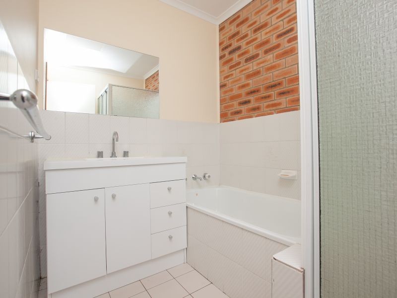 13/15 Scarfe Close, Gordon ACT 2906