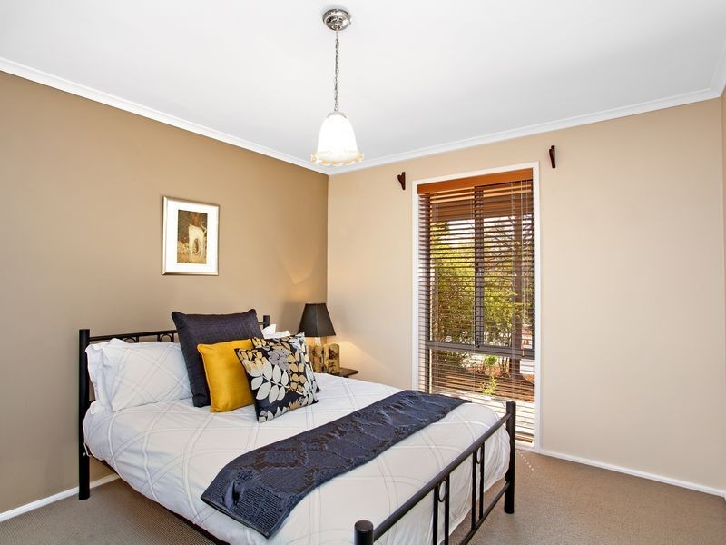 13 Cuthbert Circuit, Wanniassa ACT 2903