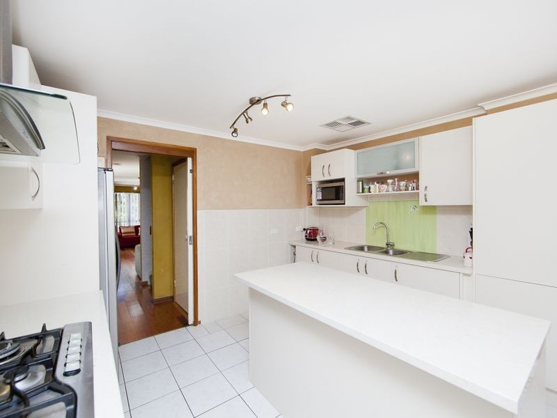 2/5 Harry Hopman Circuit, Gordon ACT 2906