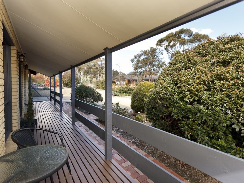 9 Gaunson Crescent, Wanniassa ACT 2903