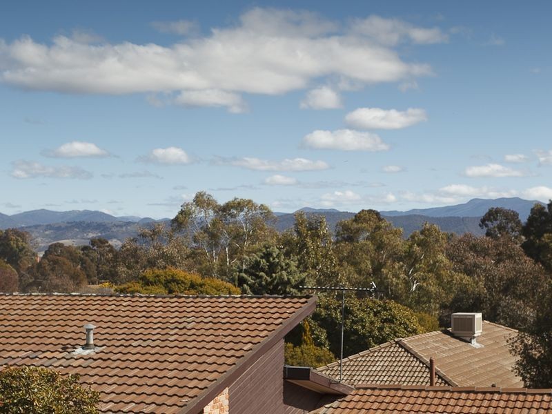 9 Gaunson Crescent, Wanniassa ACT 2903