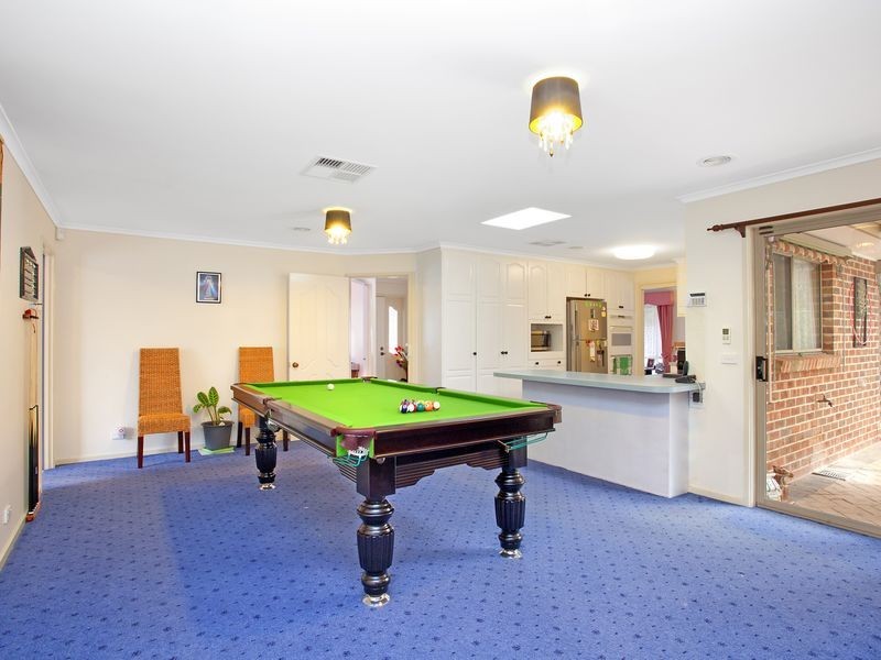 56 Lewis Luxton Avenue, Gordon ACT 2906