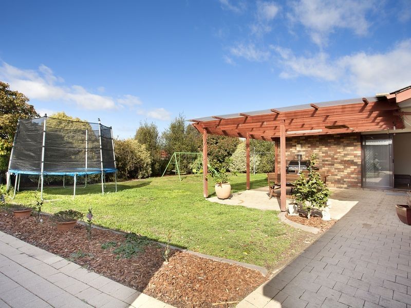 37 Ironbark Crescent, Banks ACT 2906