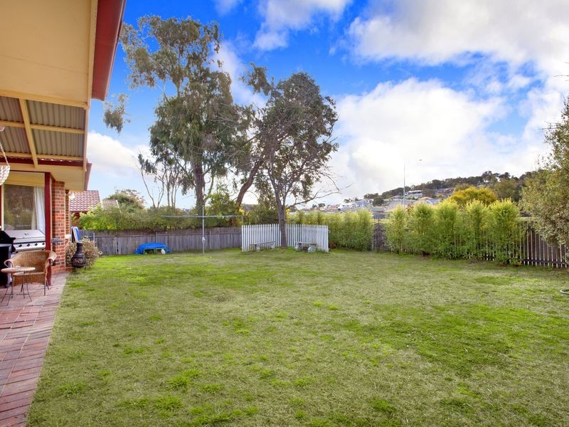 13 Poplar Crescent, Jerrabomberra NSW 2619