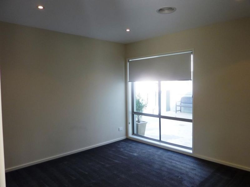 23 Myrtle Close, Jerrabomberra NSW 2619