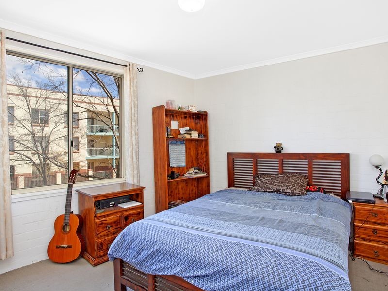 13/2 Antis Street, Phillip ACT 2606