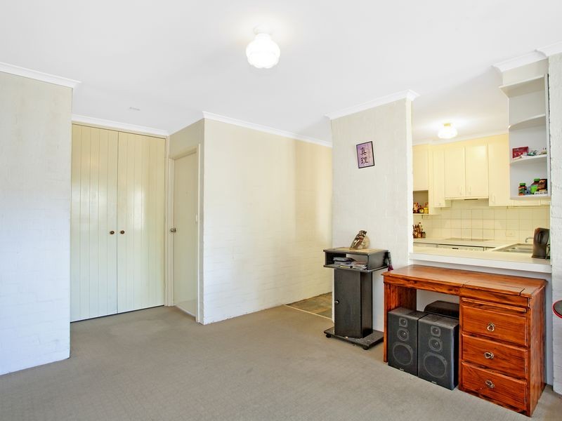 13/2 Antis Street, Phillip ACT 2606