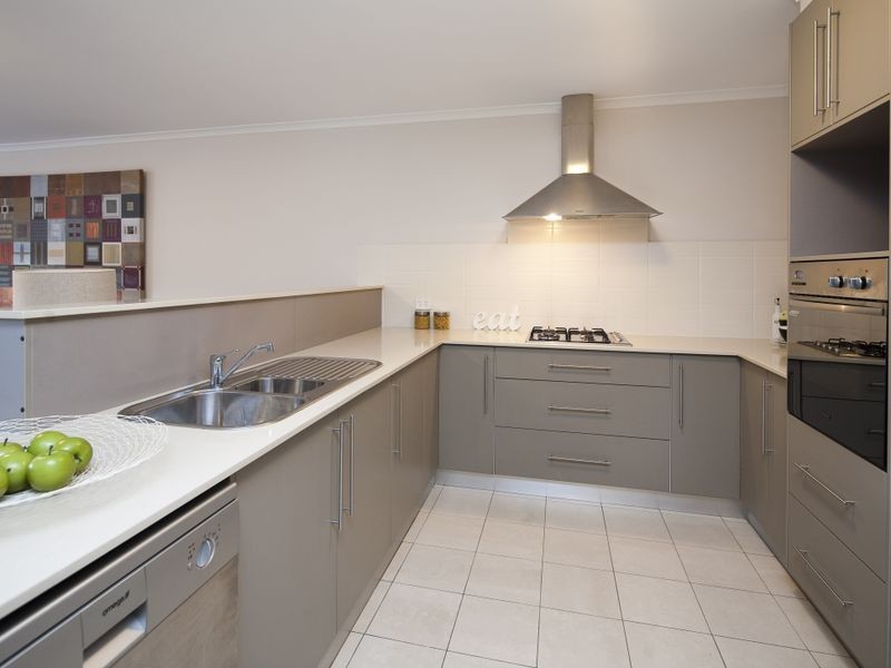 4/9 Tasman Close, Lyons ACT 2606