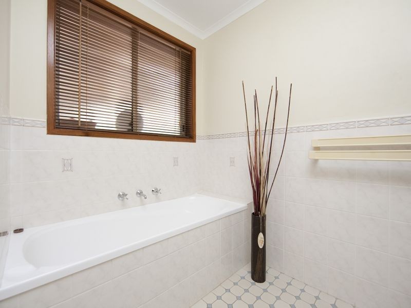 4 Budden Crescent, Theodore ACT 2905