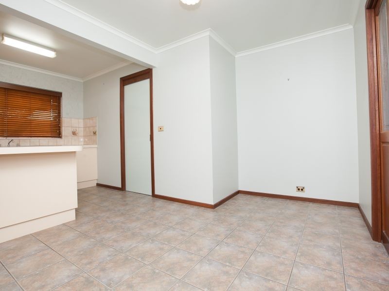 2/8 Hakea Street, Queanbeyan NSW 2620