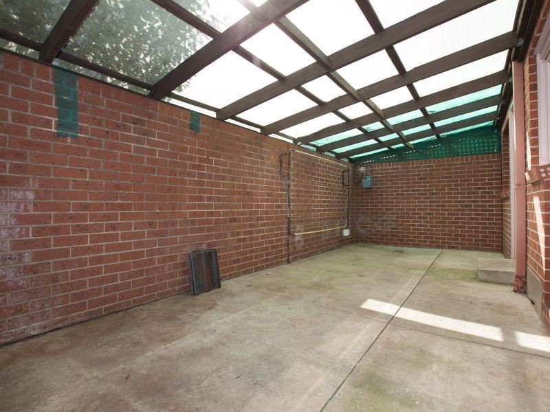 2/8 Hakea Street, Queanbeyan NSW 2620