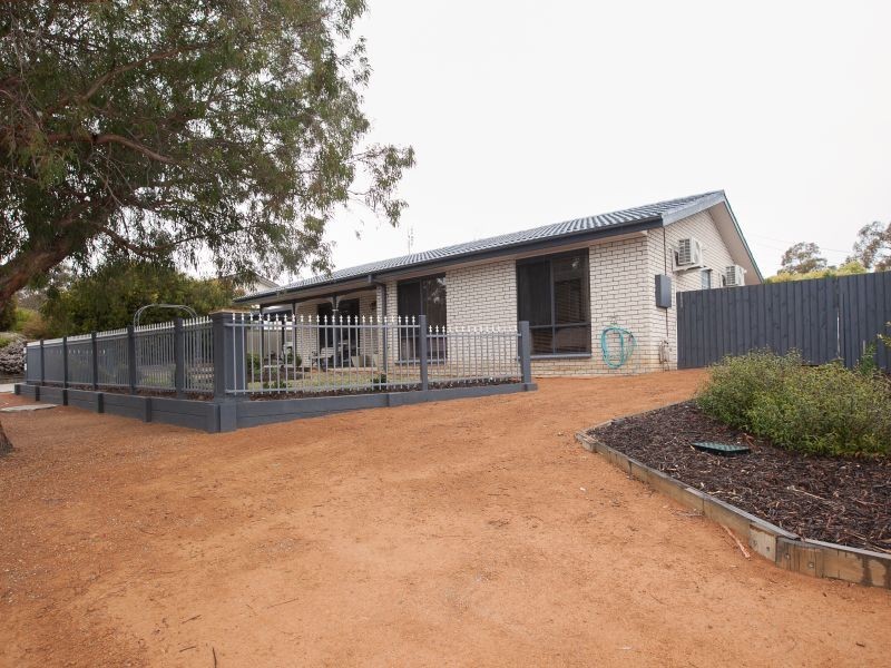 12 Twamley Crescent, Richardson ACT 2905