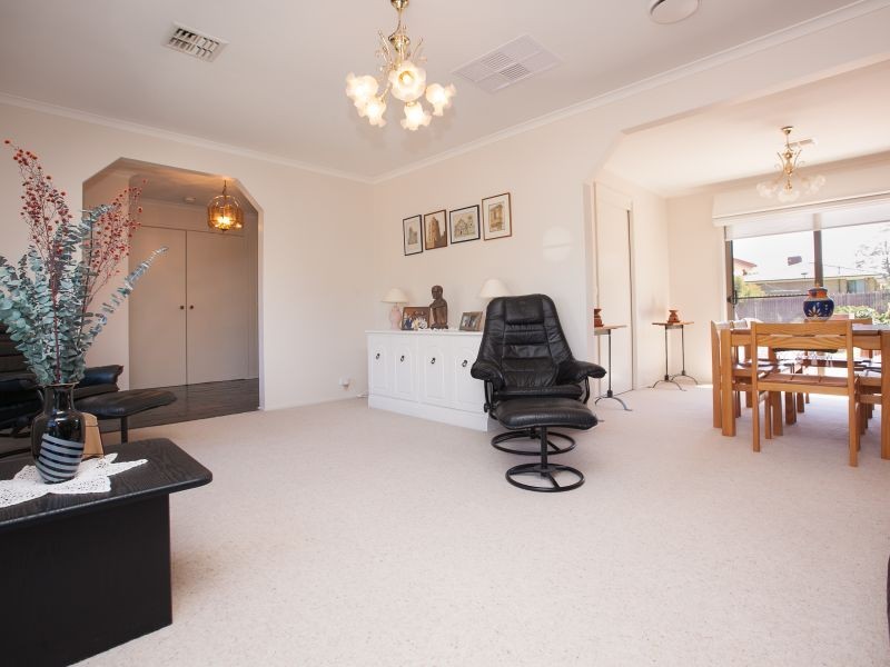 4 Hawton Place, Chisholm ACT 2905