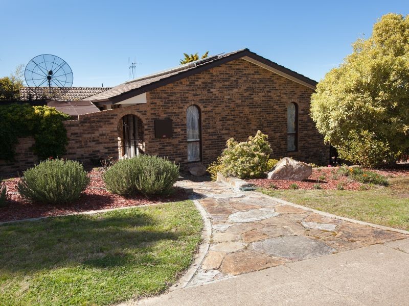 169 Castleton Crescent, Gowrie ACT 2904