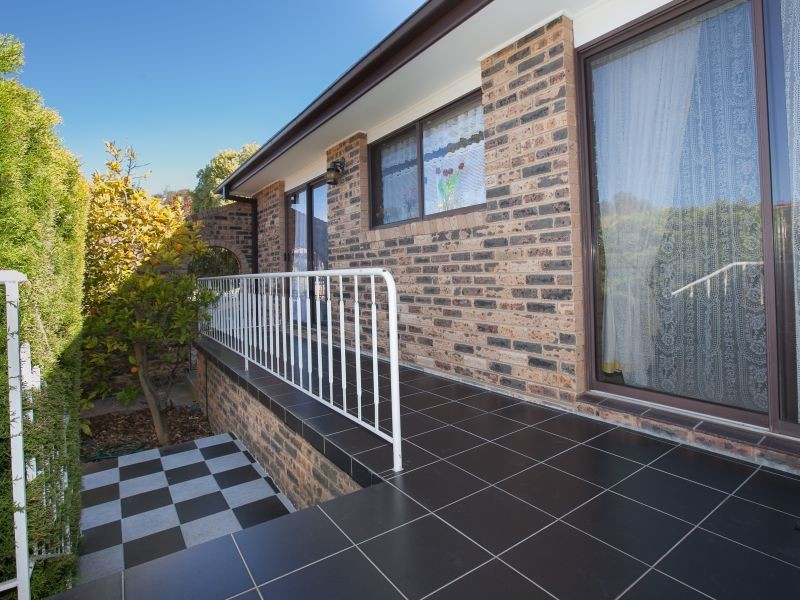 169 Castleton Crescent, Gowrie ACT 2904
