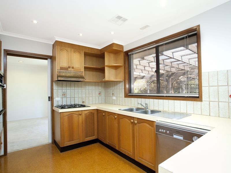 26 Demaine Crescent, Fadden ACT 2904