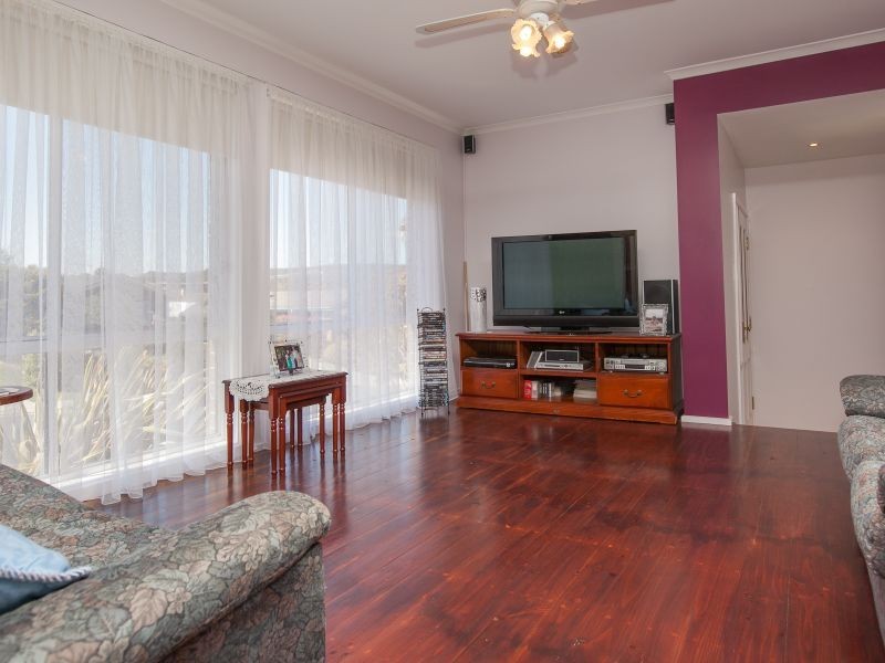 32 Thornton Road, Queanbeyan NSW 2620