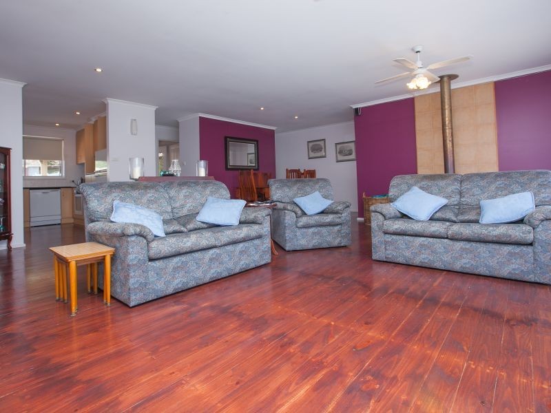 32 Thornton Road, Queanbeyan NSW 2620