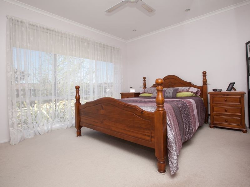 32 Thornton Road, Queanbeyan NSW 2620