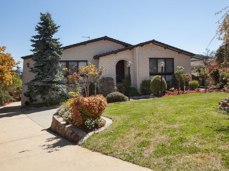 9 Beggs Place, Macarthur ACT 2904