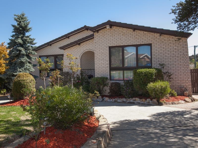 9 Beggs Place, Macarthur ACT 2904