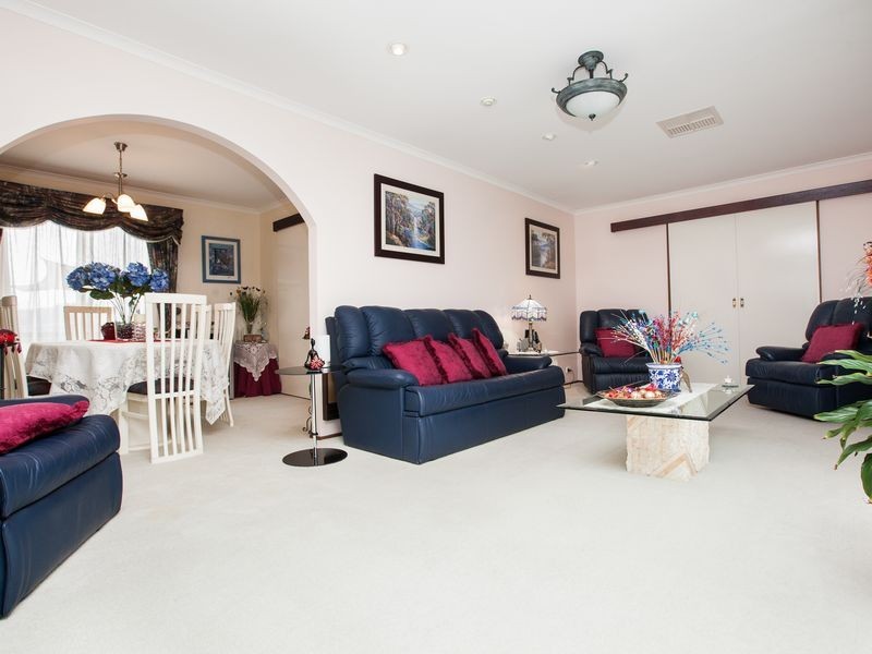 9 Beggs Place, Macarthur ACT 2904