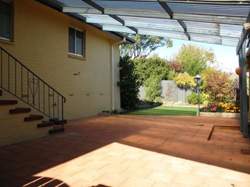 9 Degraves Crescent, Wanniassa ACT 2903