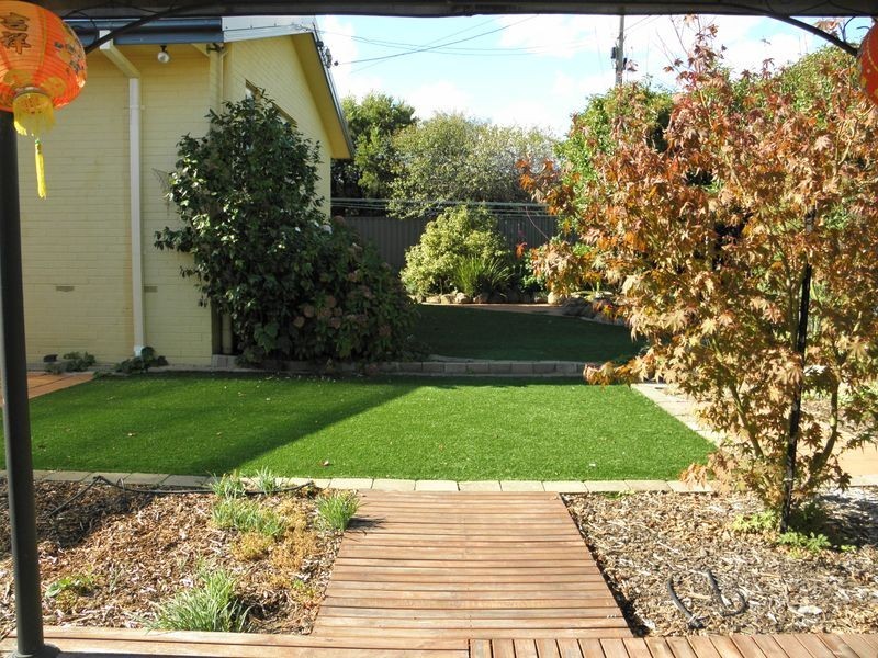 9 Degraves Crescent, Wanniassa ACT 2903