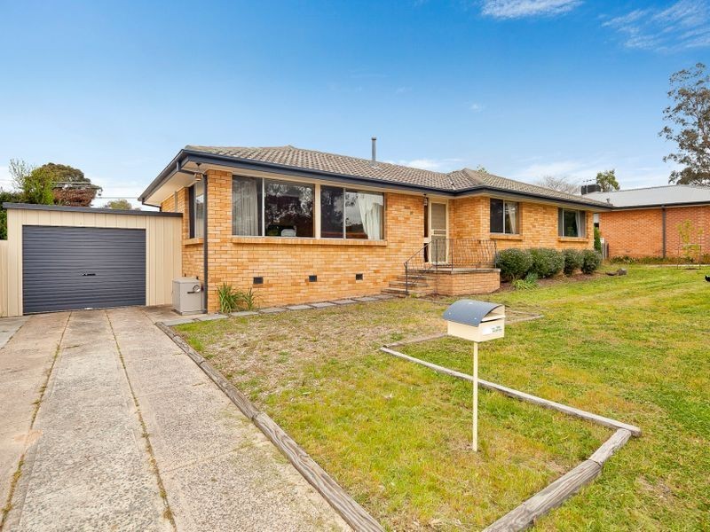 10 Attiwell Circuit, Kambah ACT 2902