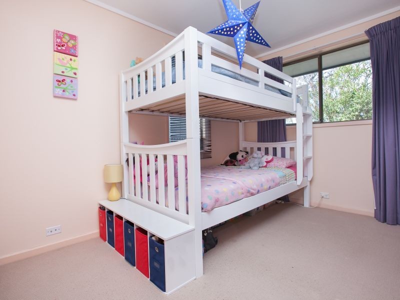 6 Lazarus Place, Wanniassa ACT 2903