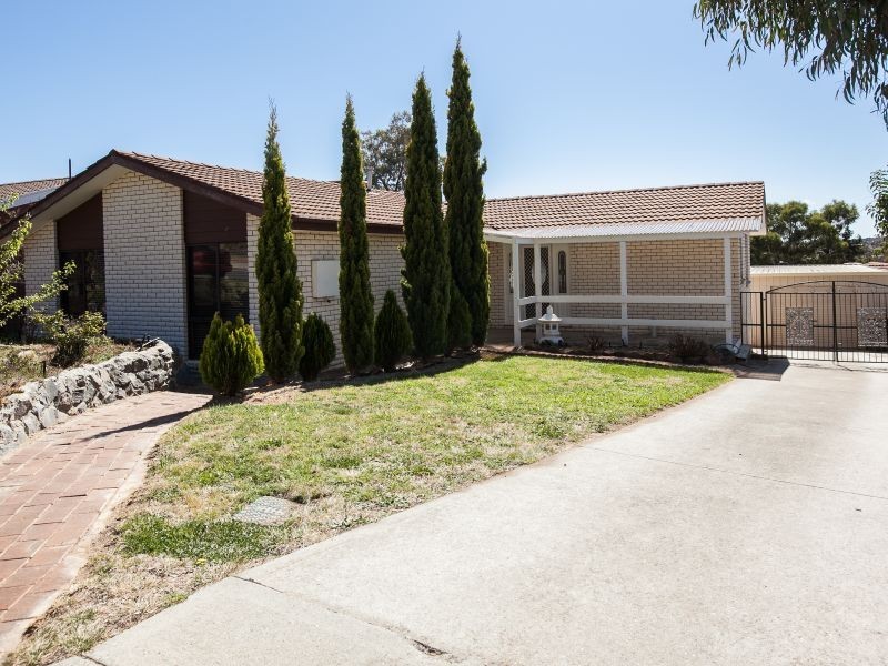 55 Casey Crescent, Calwell ACT 2905