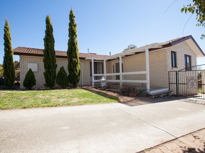 55 Casey Crescent, Calwell ACT 2905