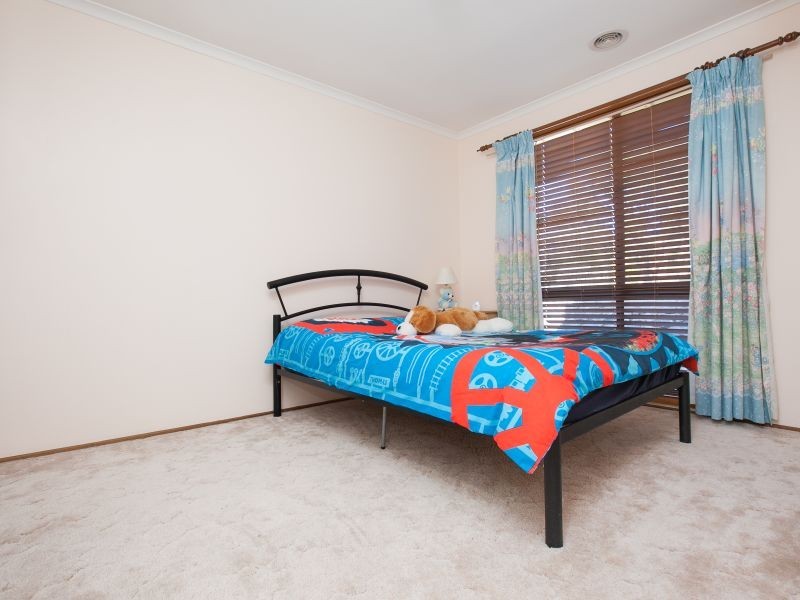 55 Casey Crescent, Calwell ACT 2905