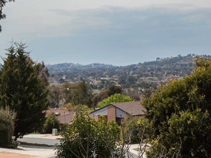 55 Casey Crescent, Calwell ACT 2905