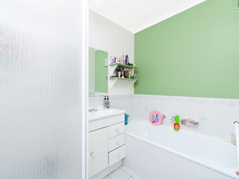 5 Mathews Place, Banks ACT 2906