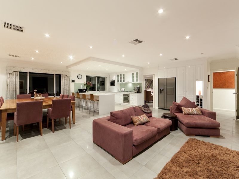 12 Barron Street, Deakin ACT 2600