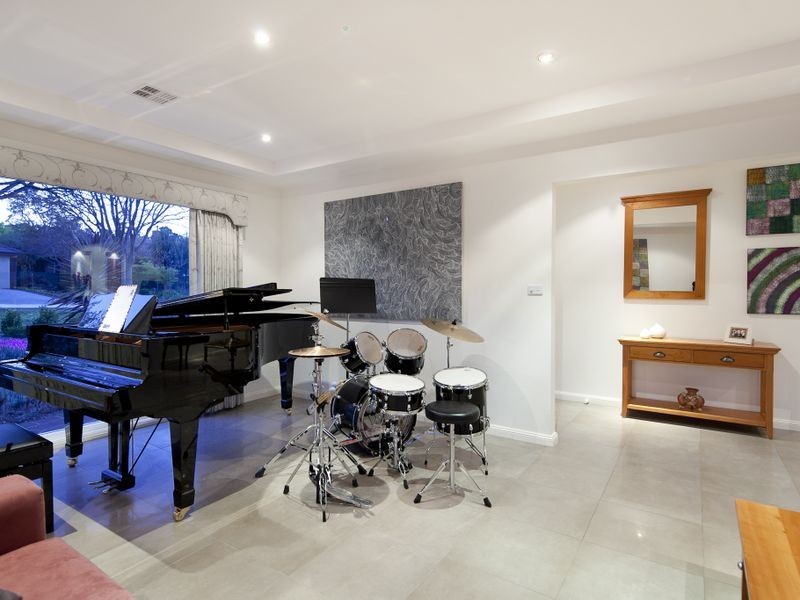 12 Barron Street, Deakin ACT 2600