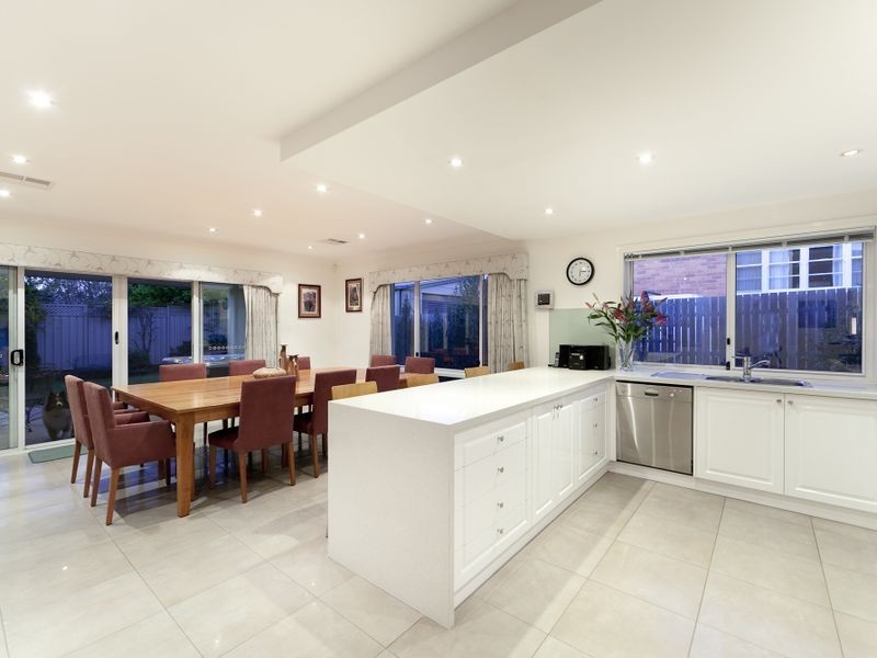12 Barron Street, Deakin ACT 2600