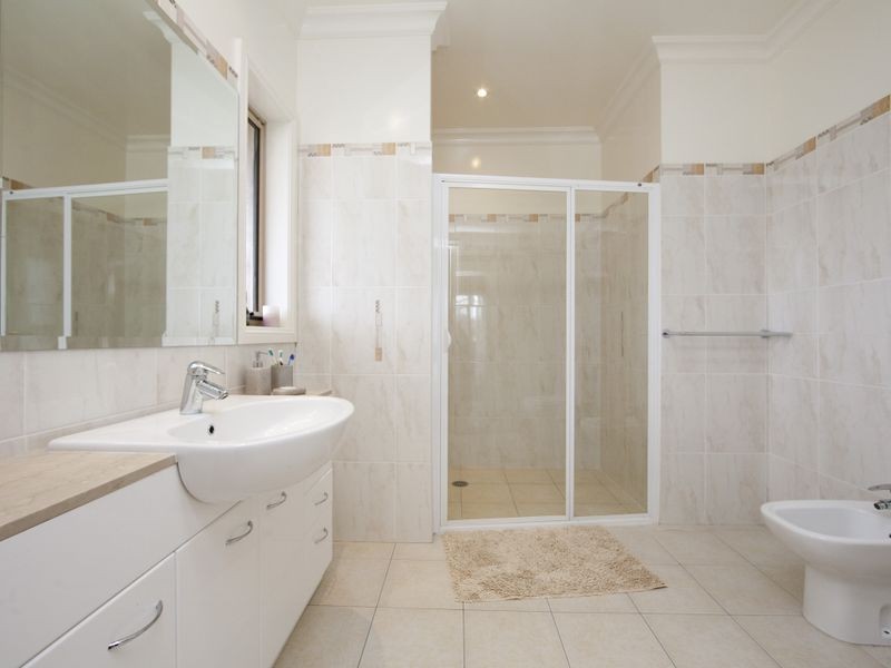 11 Spur Place, Royalla NSW 2620