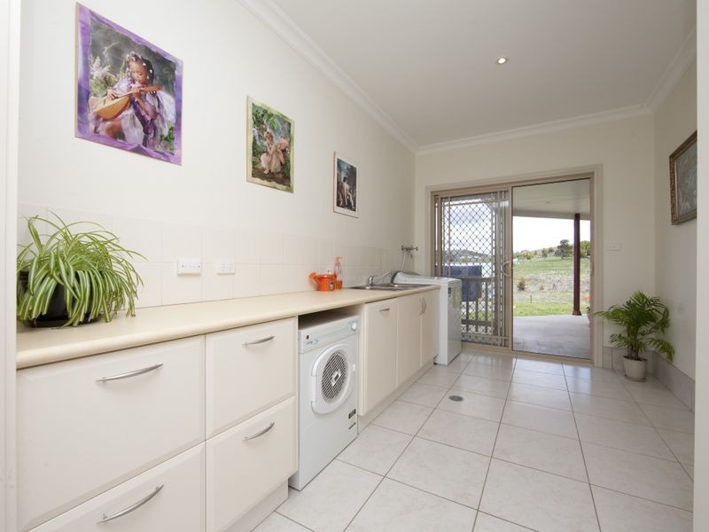 11 Spur Place, Royalla NSW 2620