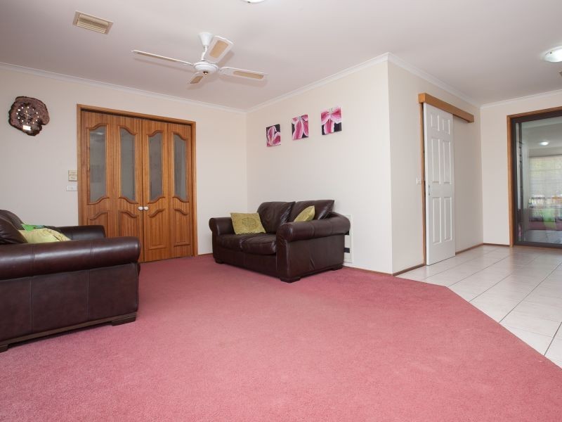 202 Ellerston Avenue, Isabella Plains ACT 2905