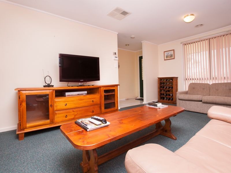 58 Bosworth Circuit, Kambah ACT 2902