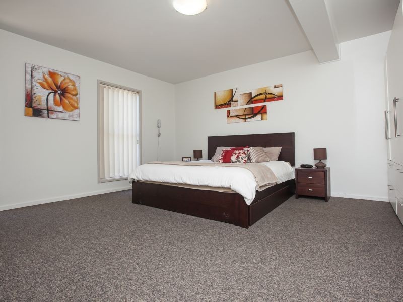 4 Coles Place, Torrens ACT 2607